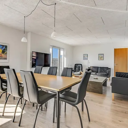 Fully Renovated Near North Sea-sj462
