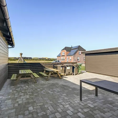 Feriehus Fully Renovated Near North Sea-sj462